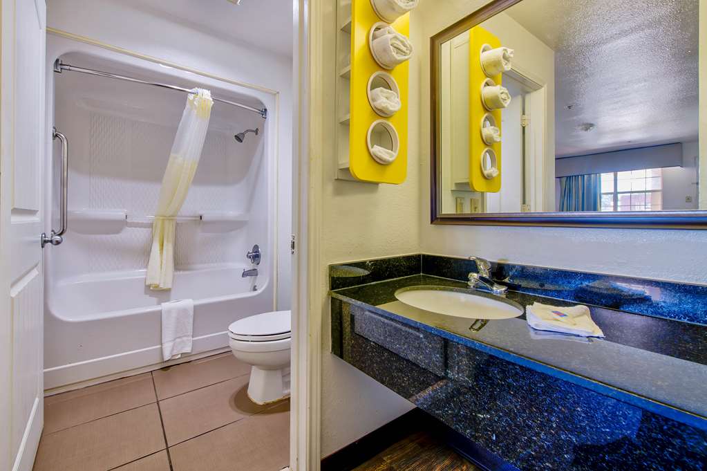 Motel 6 Arlington TX - photo 21