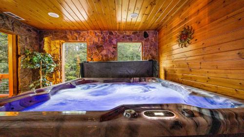 Applewood — Pigeon Forge — photo 3