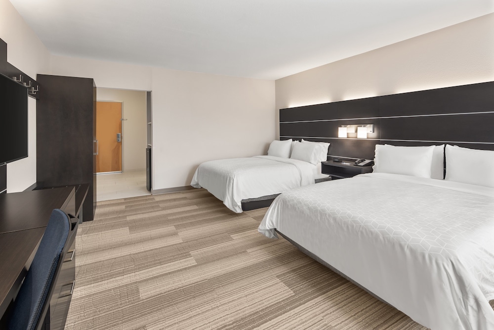 Holiday Inn Express & Suites Hardeeville Hilton Head by IHG - photo 7