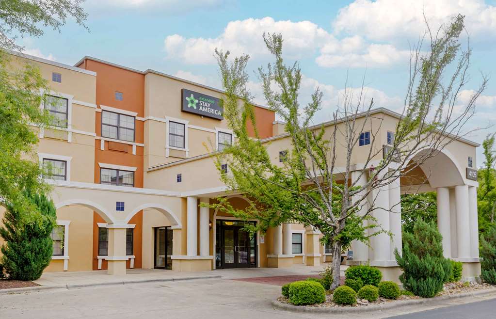 Extended Stay America Suites Fayetteville Fort Bragg in Fayetteville, United States