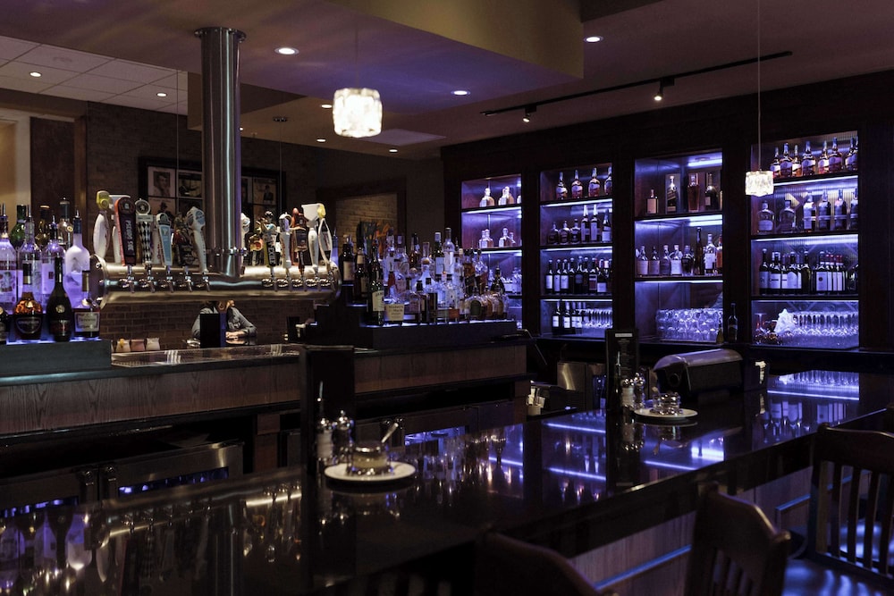 Hilton Garden Inn Des Moines Airport - photo 35