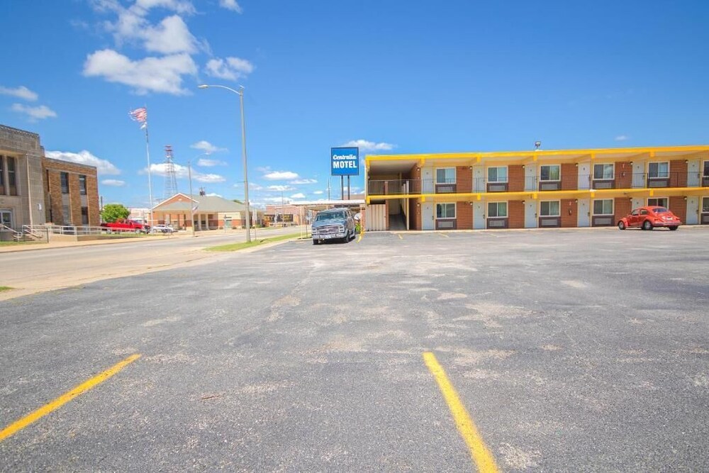 Centralia Motel - photo 22