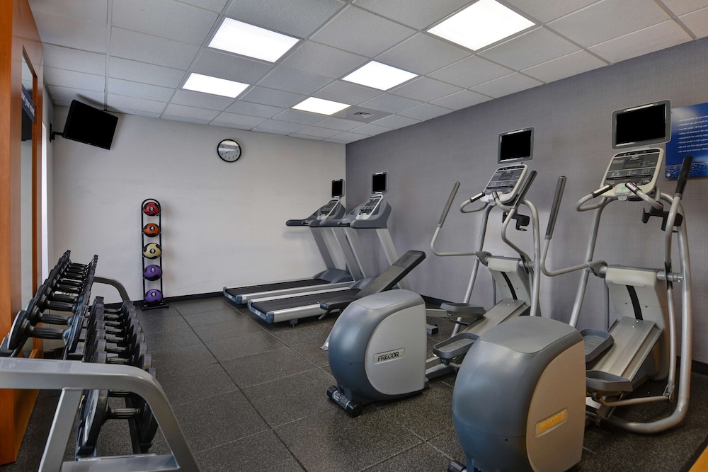 Hampton Suites Birmingham Hoover - photo 36
