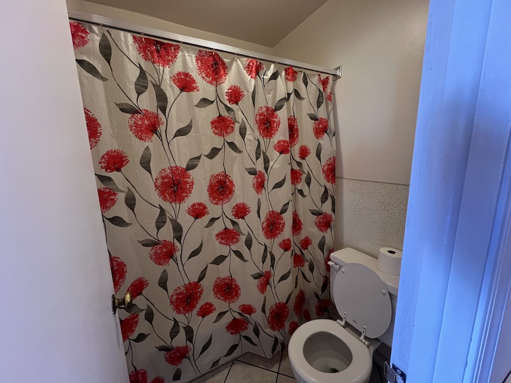 Glenwood Inn Stroudsburg - photo 23