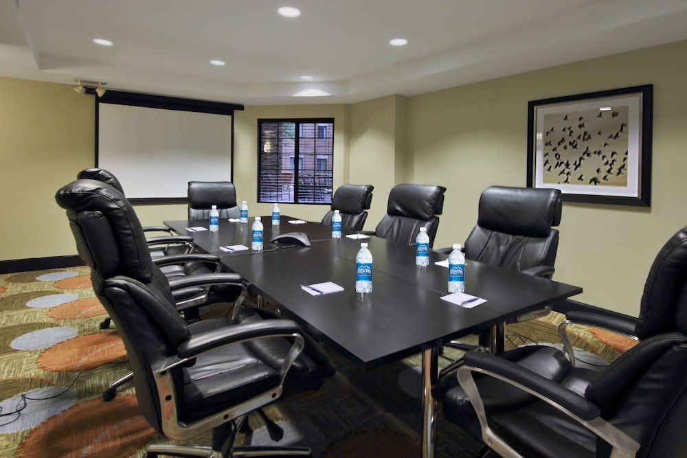 Staybridge Suites Tysons McLean by IHG - photo 29