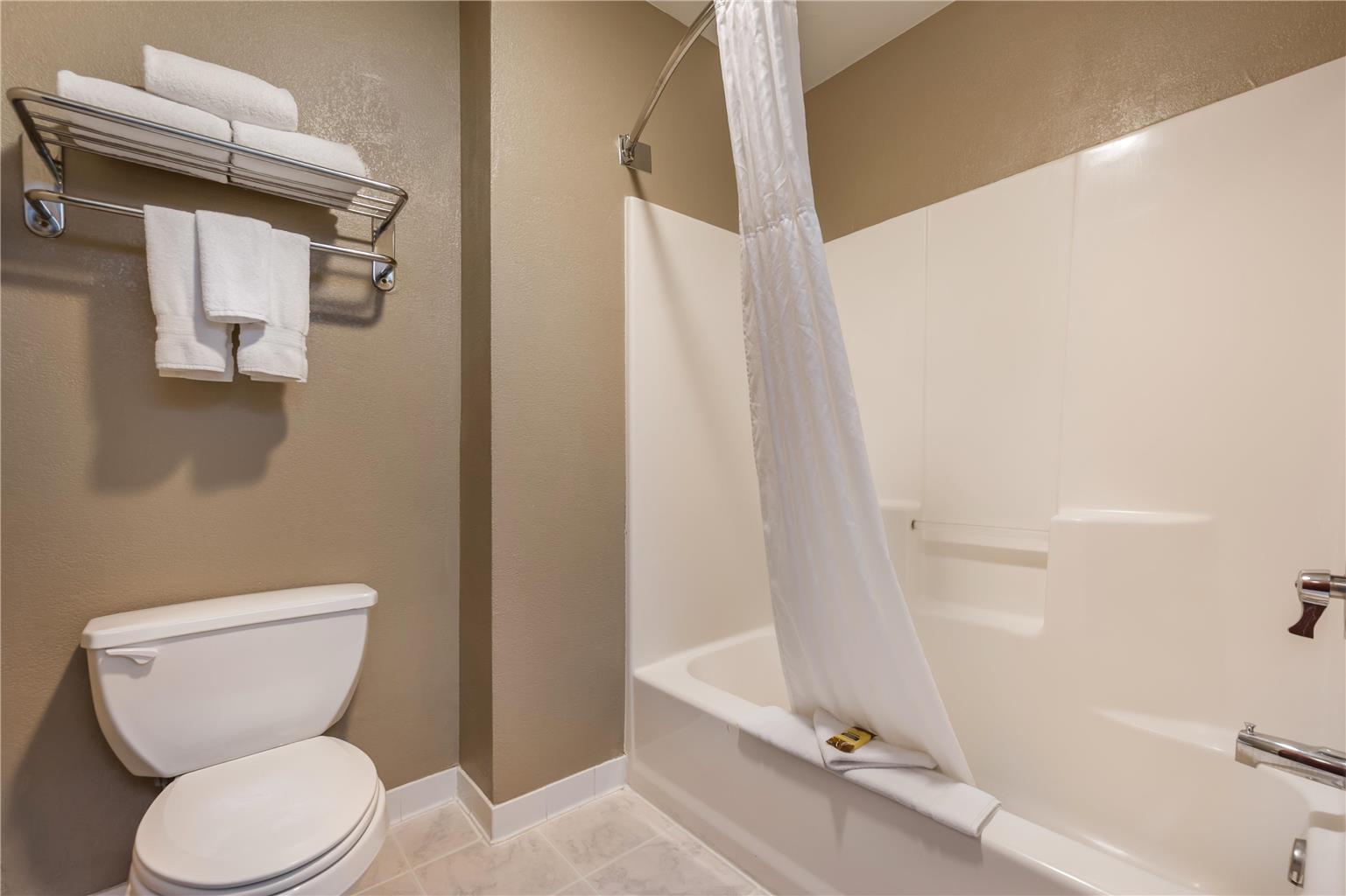 Best Western Plus Boulder Louisville - photo 22