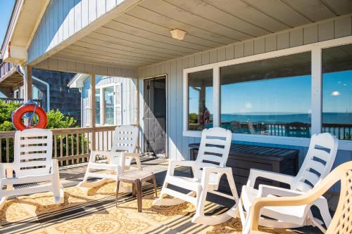 God is Nigh by Oak Island Accommodations - photo 31