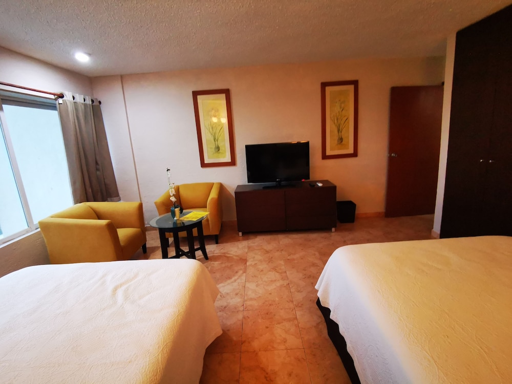 Lovely Beachfront Estudio in Hotel Zone — Cancun — photo 3