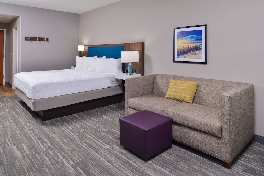 Hampton Inn & Suites Boise Spectrum - photo 61