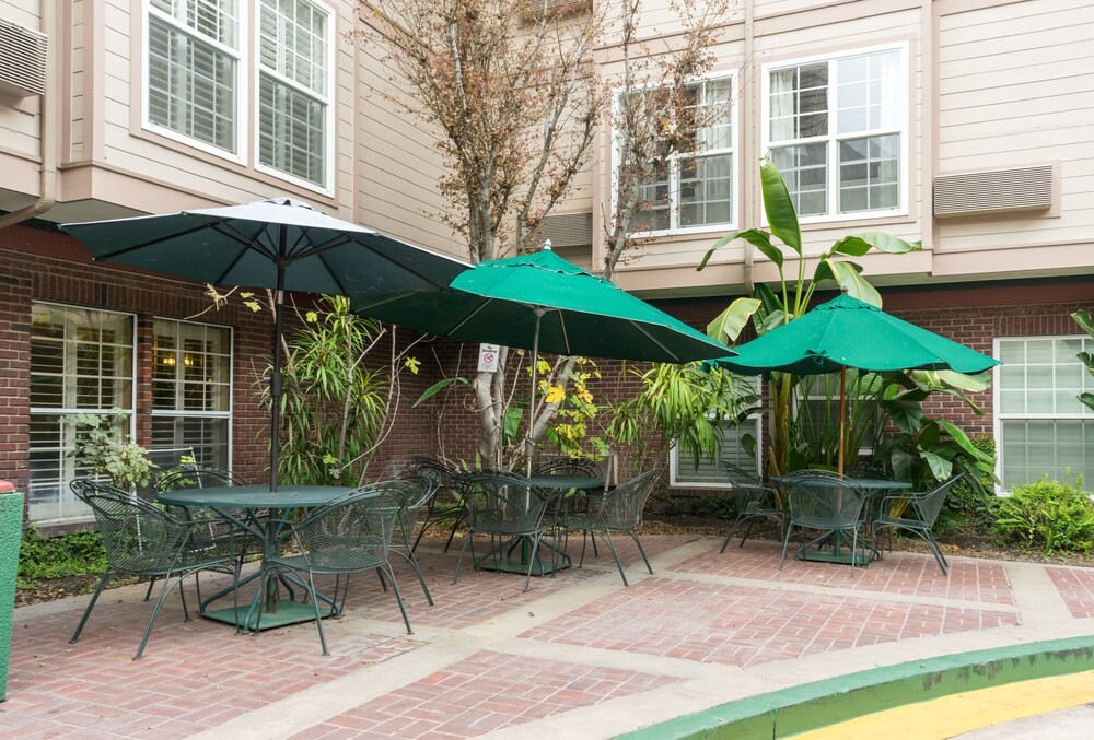 Arena Hotel - photo 17