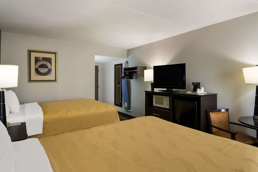 Quality Inn Aurora Naperville Area - photo 18