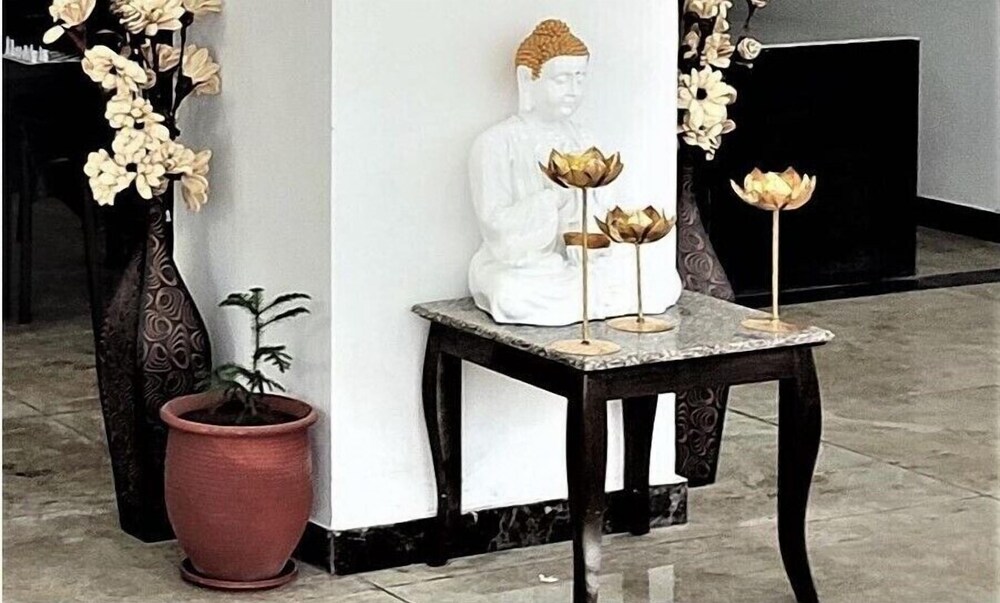 Apple Bud Cottages And Hotels in Manali, India