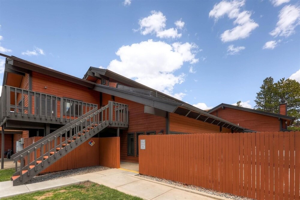 Mountainside 143B by RedAwning - photo 26