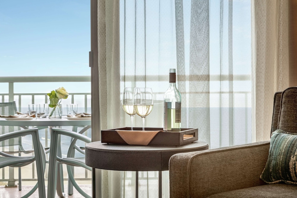 Hilton Ocean City Oceanfront Suites - photo 27