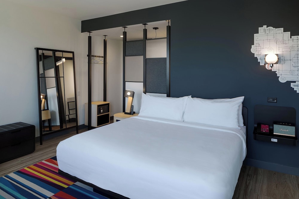 Aloft Columbus University District - photo 3