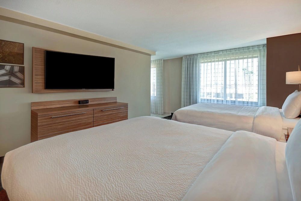 TownePlace Suites by Marriott Las Vegas Airport South - photo 13