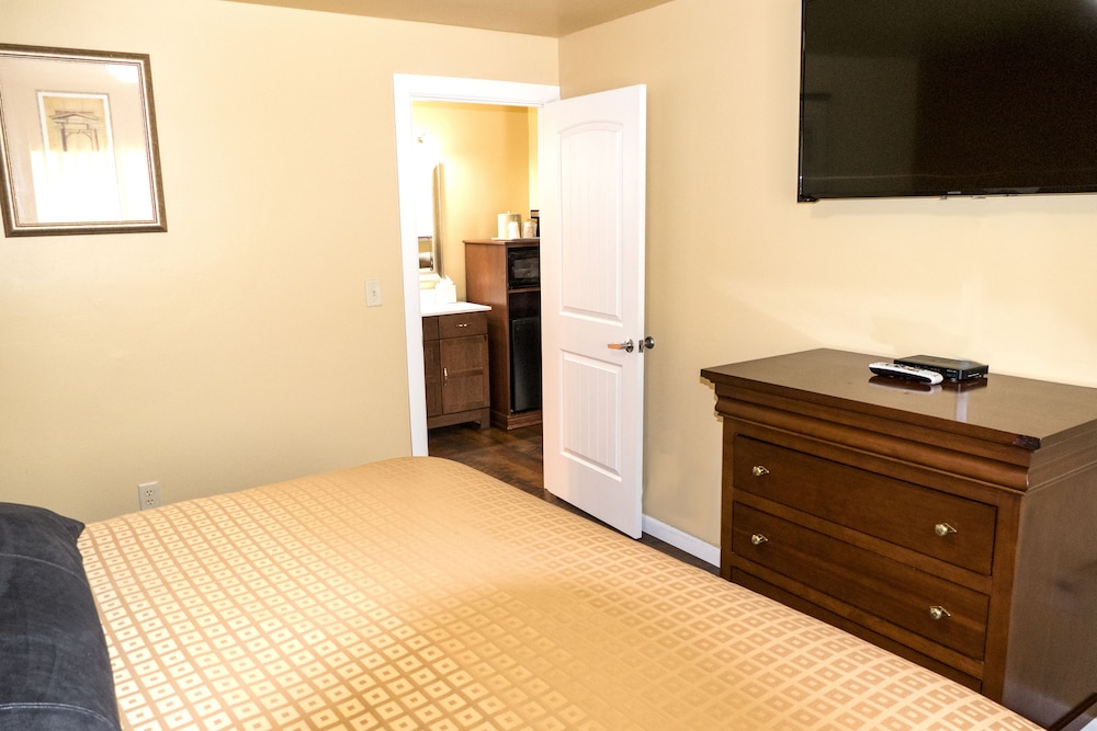 Abram Inn & Suites - photo 32