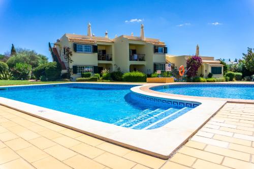Casa da Costa — 4-Star Luxury Hotel in Carvoeiro, Portugal
