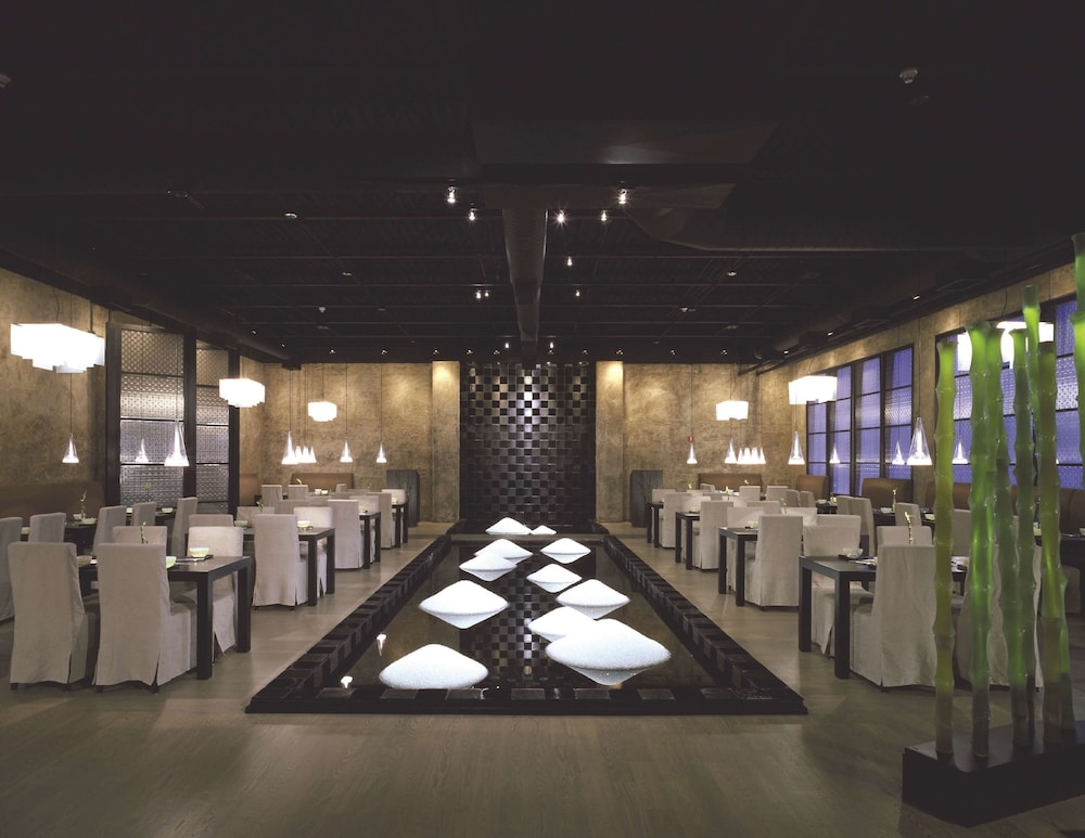 DoubleTree by Hilton Libertyville Mundelein - photo 19