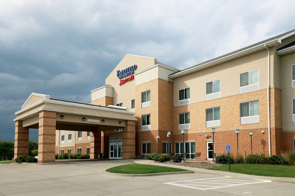Fairfield Inn & Suites by Marriott Des Moines Airport in Des Moines, United States