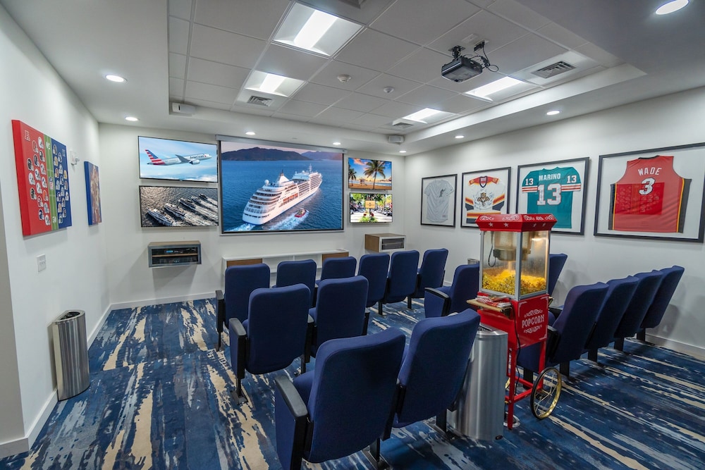 Maritime Hotel Fort Lauderdale Airport & Cruiseport - photo 34