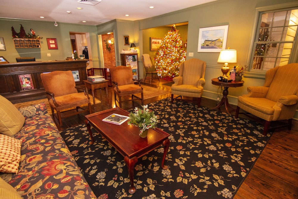 The Inn At Turkey Hill - photo 2