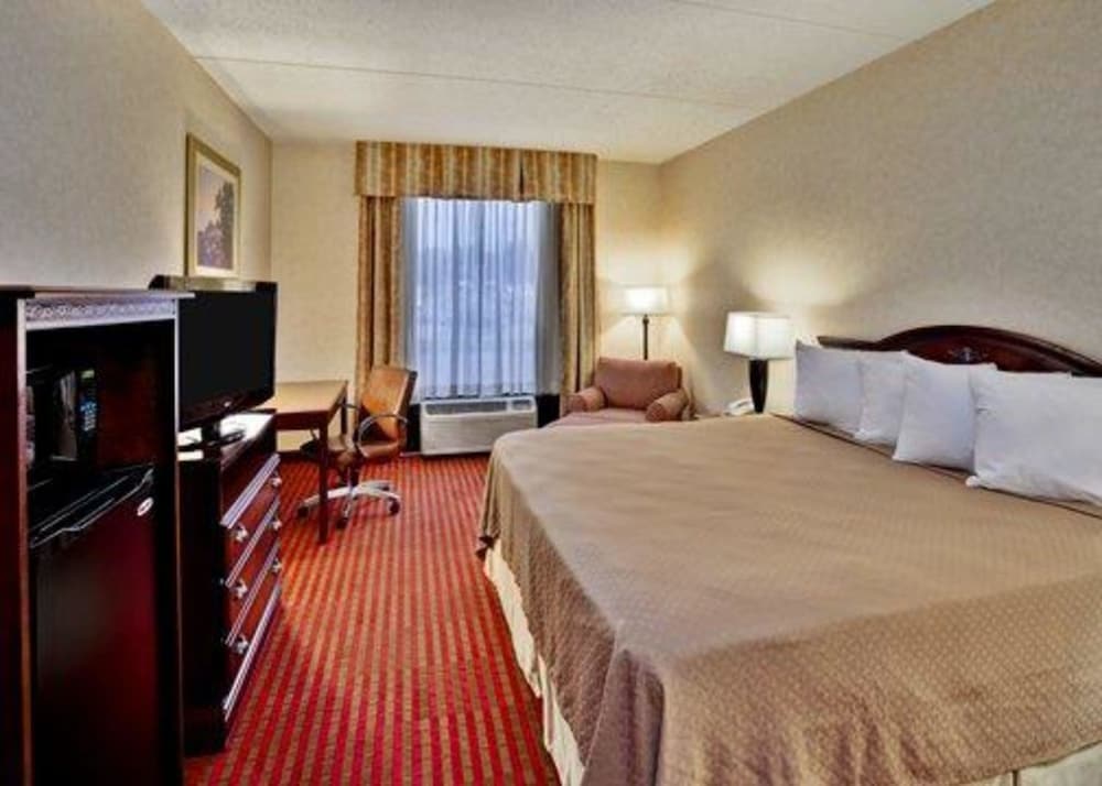 Quality Inn & Suites Somerset Downtown - photo 6