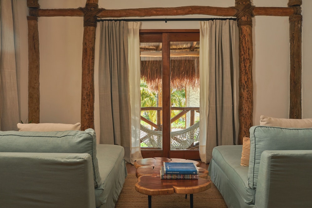 Ser Casasandra Boutique Hotel