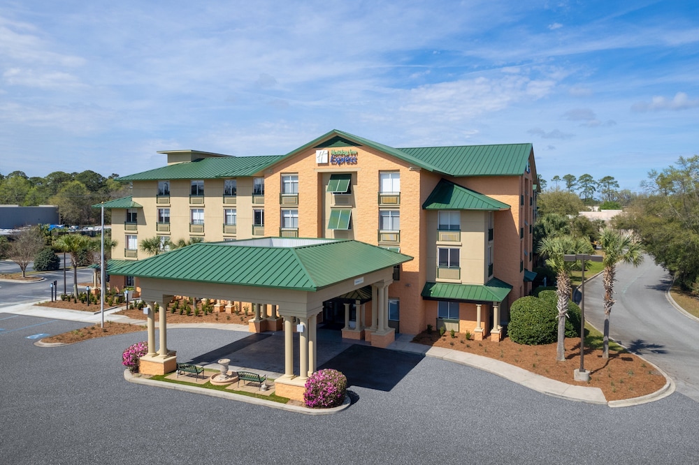 Holiday Inn Express Bluffton at Hilton Head Area by IHG - photo 49
