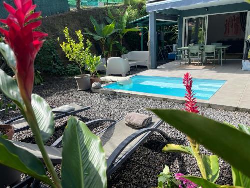 Villa Jalna Zamana 2 chambres piscine privée jardin — 4-Star Luxury Hotel in Les Trois-Ilets, Martinique