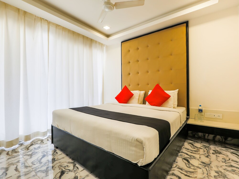 Capital O 41974 Village Susegat Beach Resort in Morjim, India