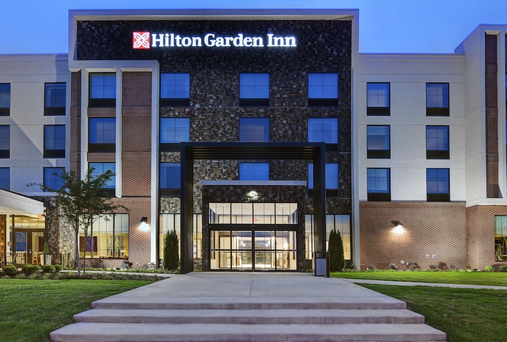 Hilton Garden Inn Madison Huntsville Airport - photo 49