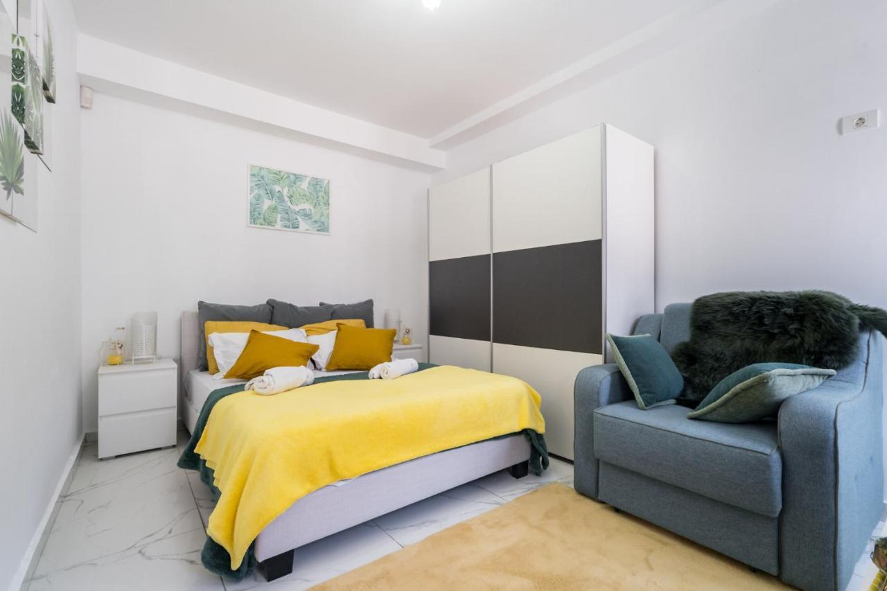 Monza Apartment — 4-Star Luxury Hotel in Bucharest, Romania