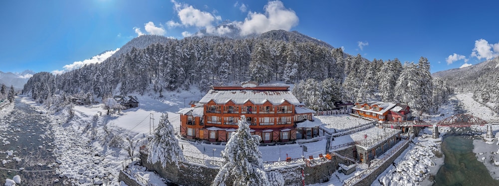 Hotel Heevan Pahalgam — 4-Star Luxury Hotel in Anantnag, India