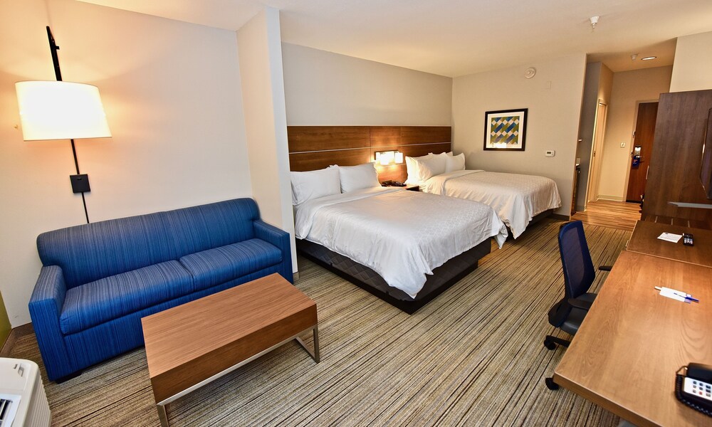 Holiday Inn Express & Suites Perryville by IHG - photo 12