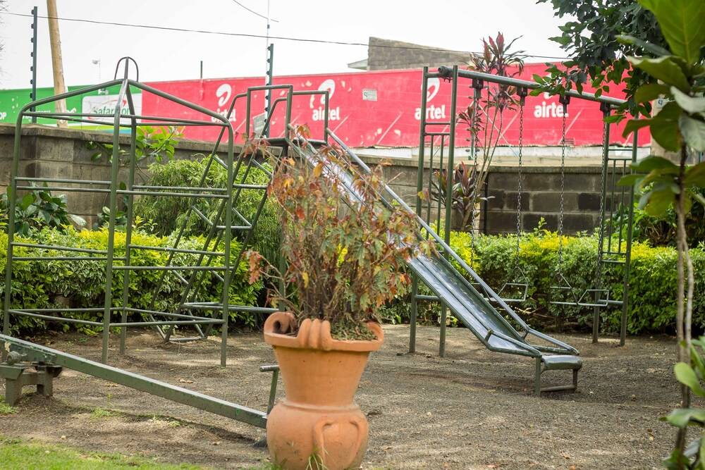 Childrens Play Area - Outdoor