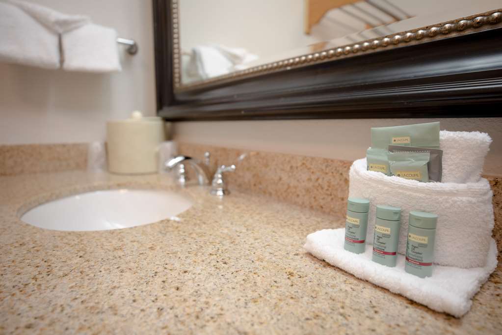 Best Western Inn At Face Rock - photo 30