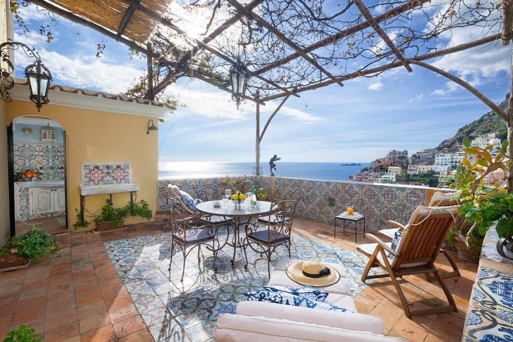 Estate4home Casa Degli Angeli — 4-Star Luxury Hotel in Positano, Italy