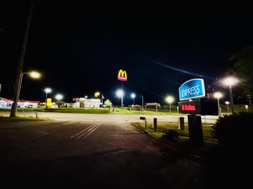 Express Inn & Suites Junction City - featured photo