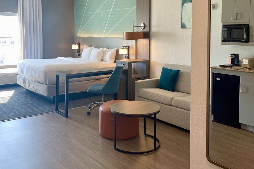 Comfort Suites Granbury - photo 14