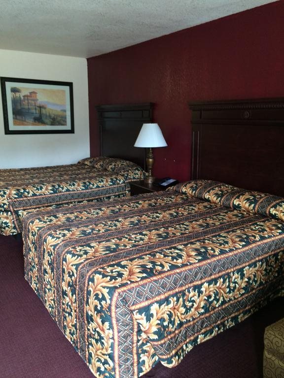 Ozark Inn - carbon neutral hotel in Mena