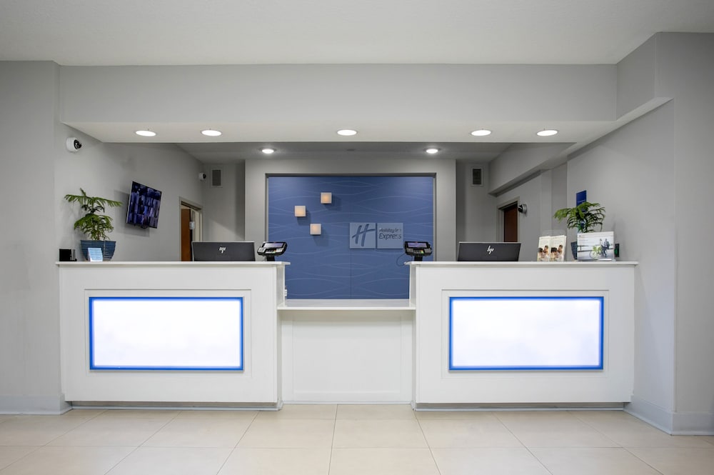 Holiday Inn Express & Suites Jacksonville Atlantic Beach by IHG - photo 42