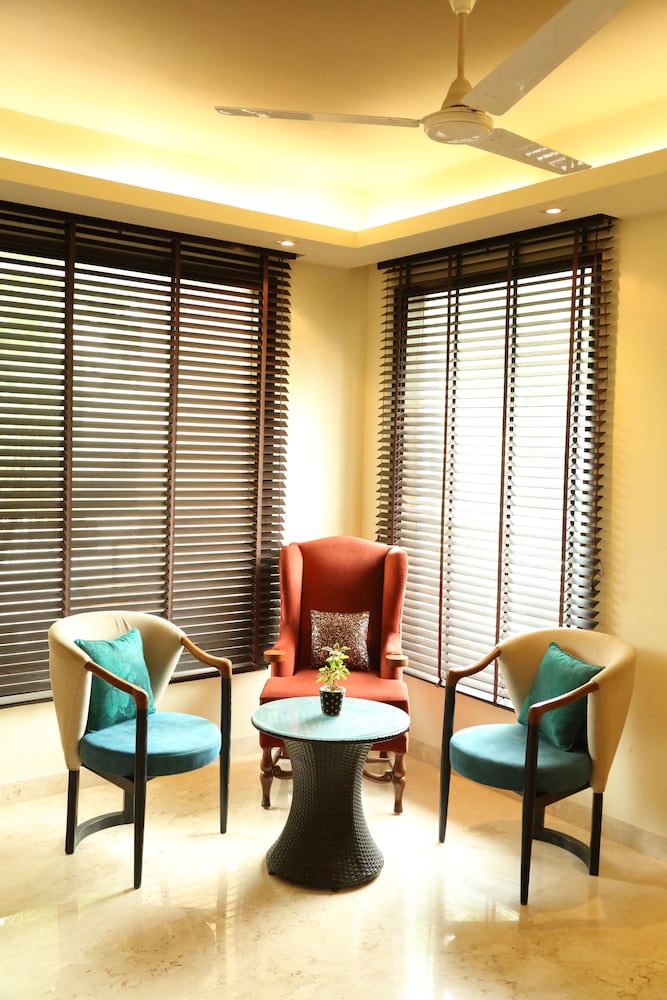 Royal Residence Cyber City
