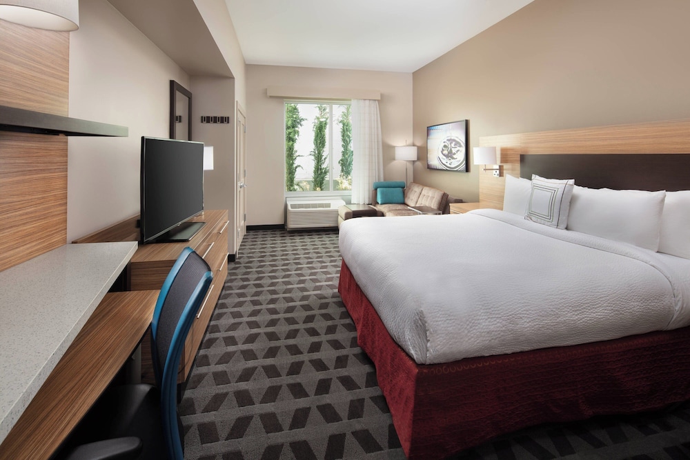 TownePlace Suites by Marriott San Diego Downtown - photo 8