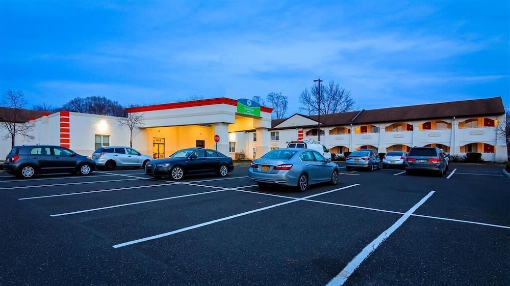 Travelodge By Wyndham Bellmawr — Bellmawr