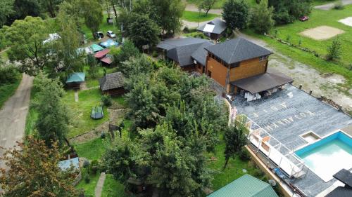Kozatskiy Dvir — hotel in Stryi