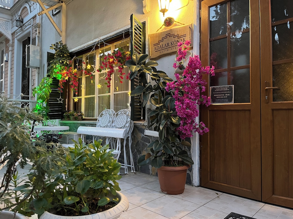Adalar Konak in Adalar, Turkey
