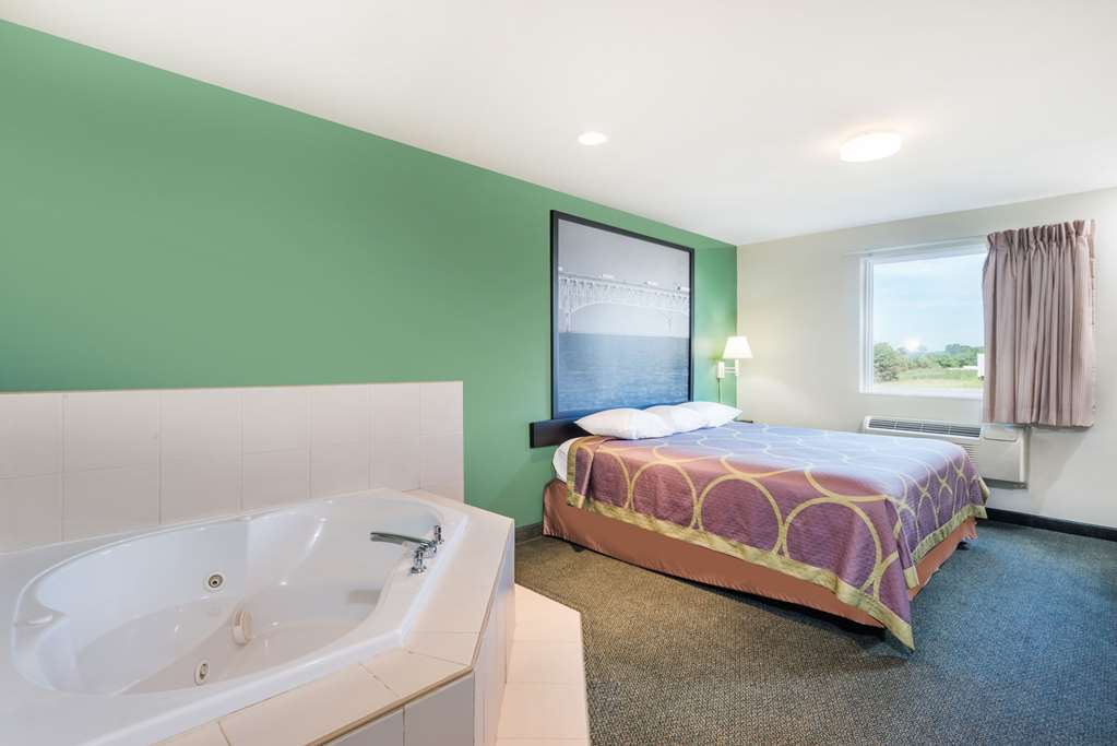 Super 8 by Wyndham Hagerstown Halfway Area - photo 13