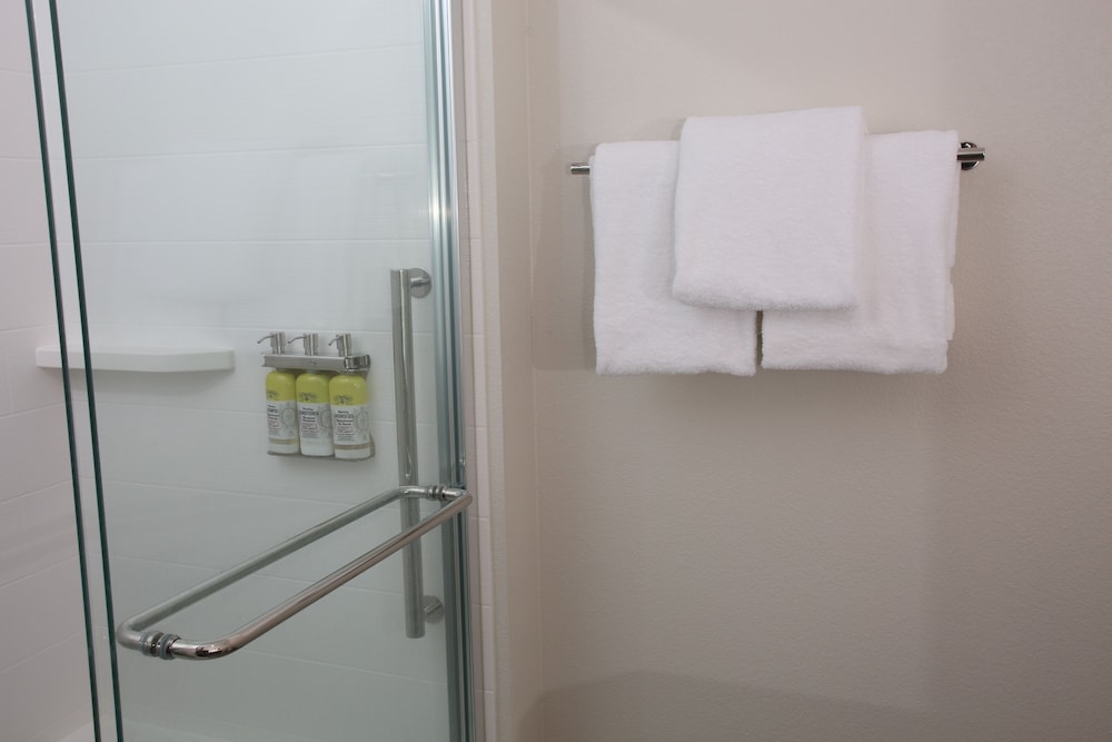 Holiday Inn Express McCook by IHG - photo 31