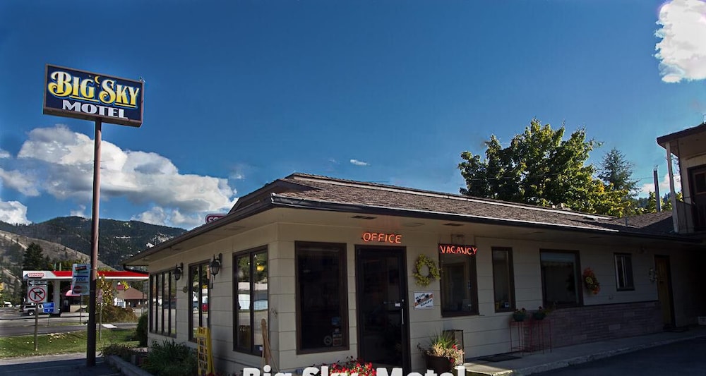 Big Sky Motel - photo 21